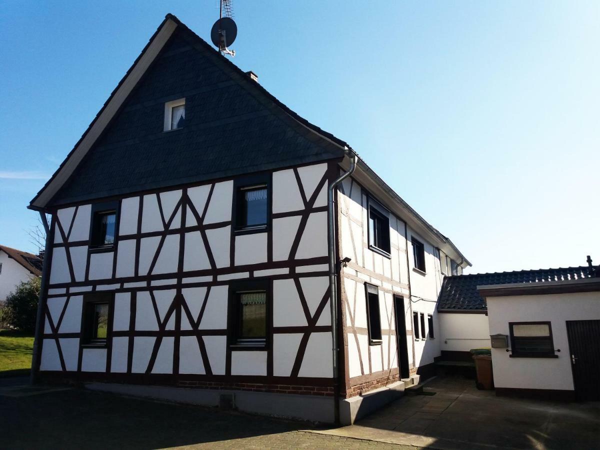 Graefrath Gaestehaus Neunkirchen-Seelscheid Neunkirchen  Εξωτερικό φωτογραφία